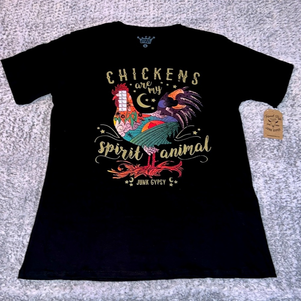 JUNK GYPSY “CHICKENS ARE MY SPIRIT ANIMAL” TEE